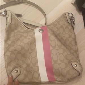 Coach leather shoulder bag